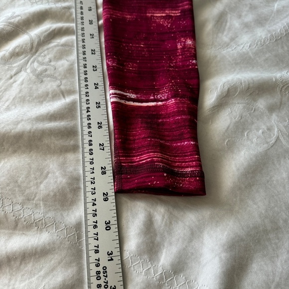 Old Navy Active Women's Burgundy-Red Abstract Athletic Yoga Pant Leggings XS - Picture 11 of 13